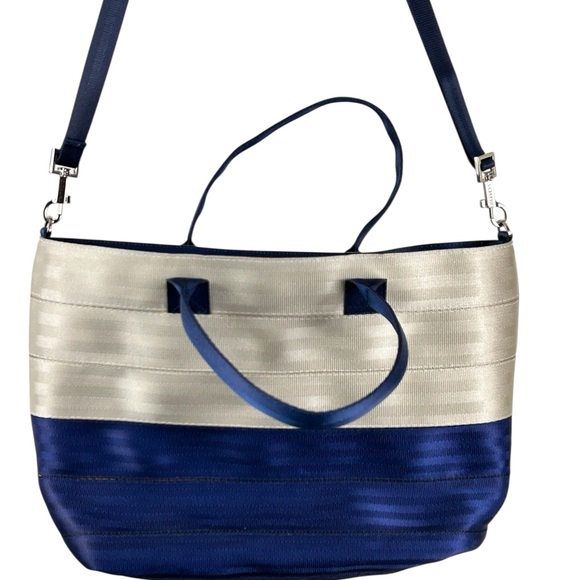 Harveys Handbags - Harveys seatbelt tote bag in a two-tone design